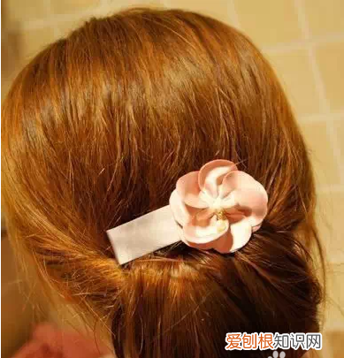 女生怎么扎辫子好看六,学生头怎么扎辫子漂亮又简单