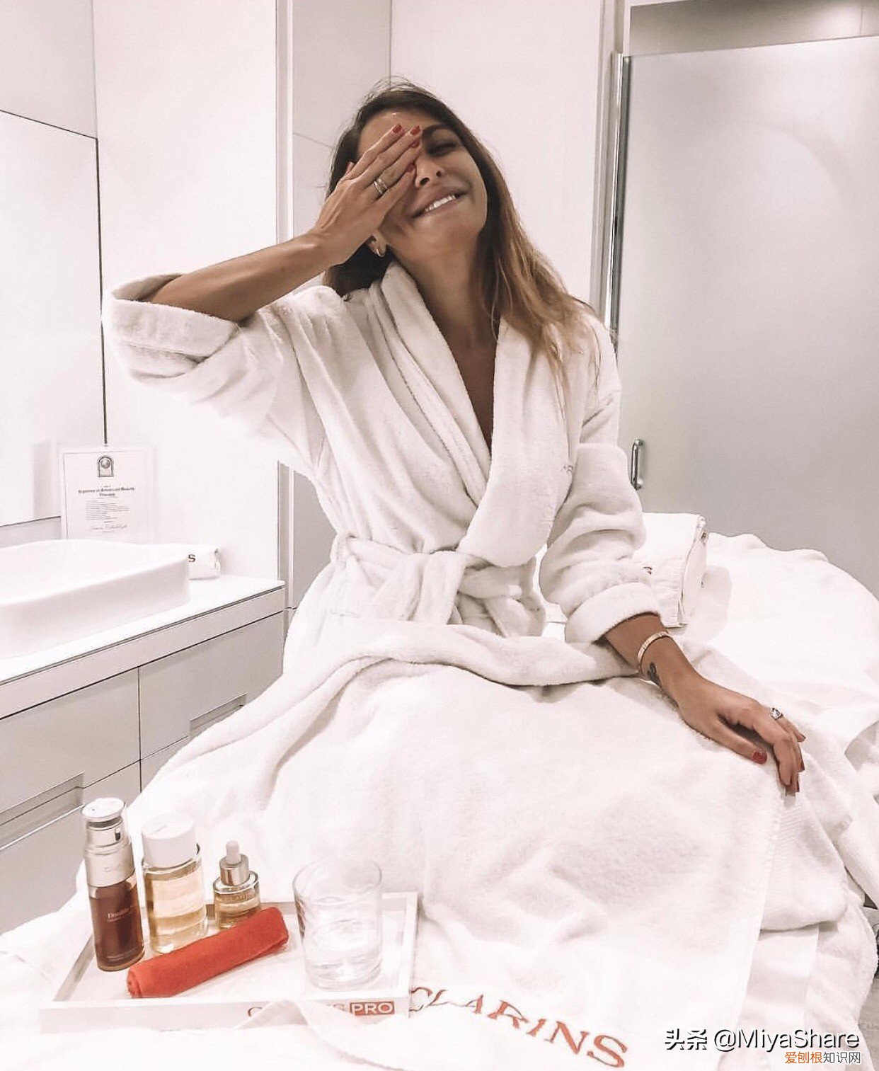 雅漾祛痘精华祛痘效果怎么样？8款平价祛痘评测分享