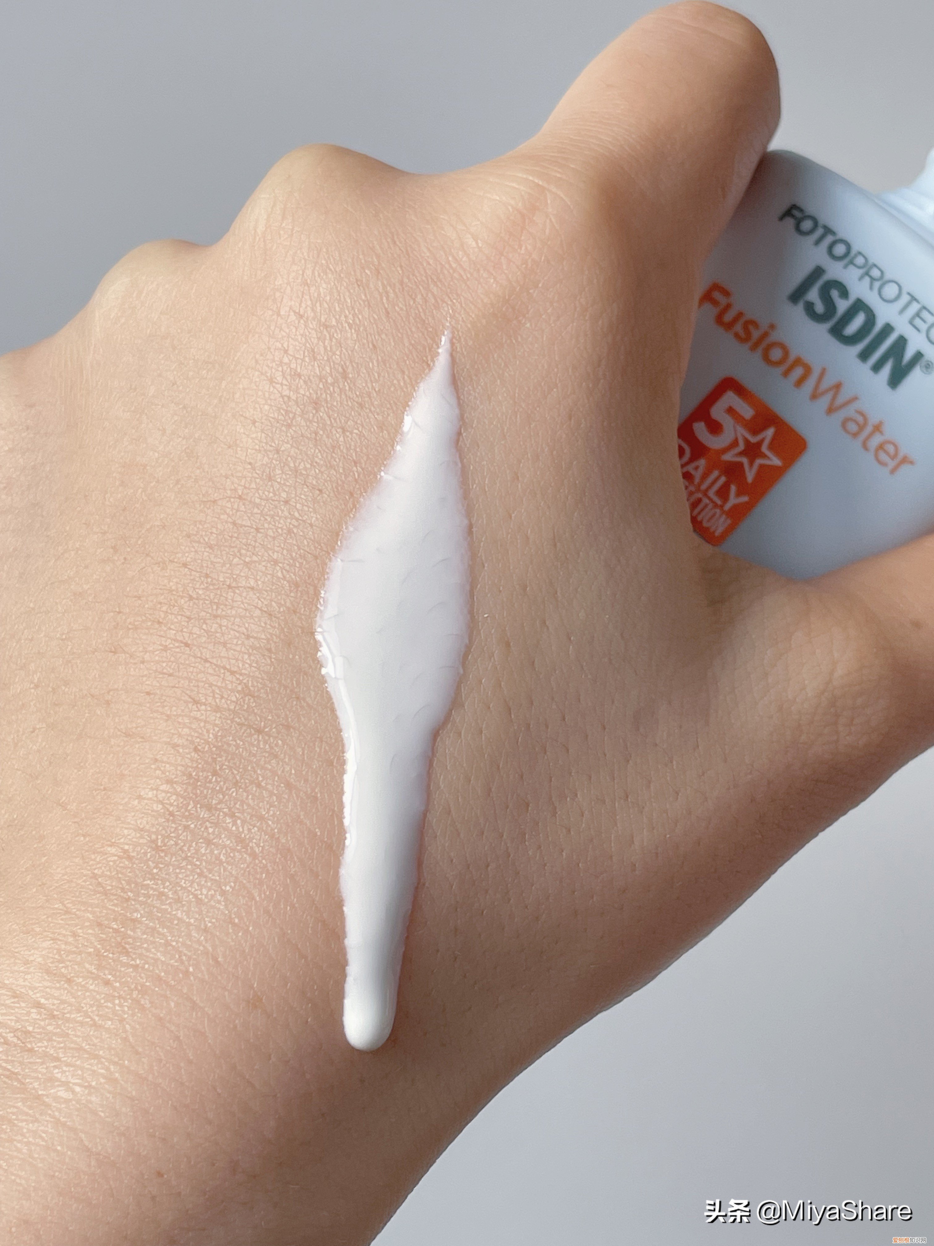 雅漾祛痘精华祛痘效果怎么样？8款平价祛痘评测分享