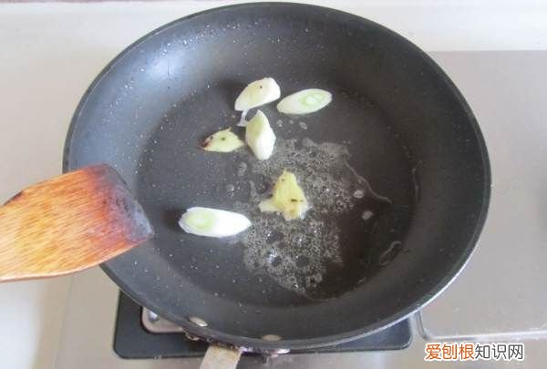 做扣肉的教程视频，扣肉的做法 最正宗的做法