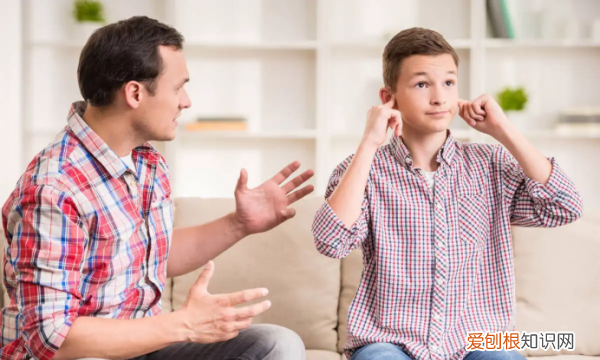 如何应对初中生的叛逆期，如何处理初中生的叛逆期