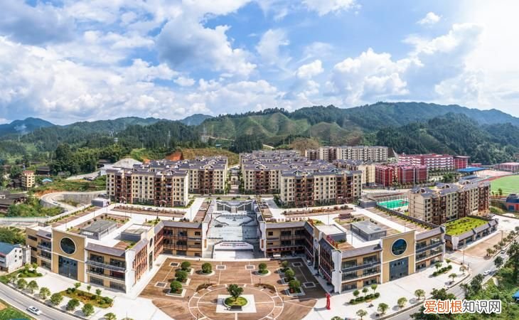 新锦屏是哪个省，贵州省的锦屏县属于哪个市