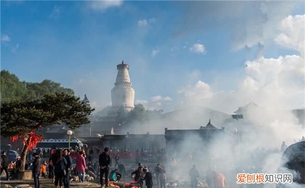 五台山除了五爷还有谁 五台山的五爷是指谁