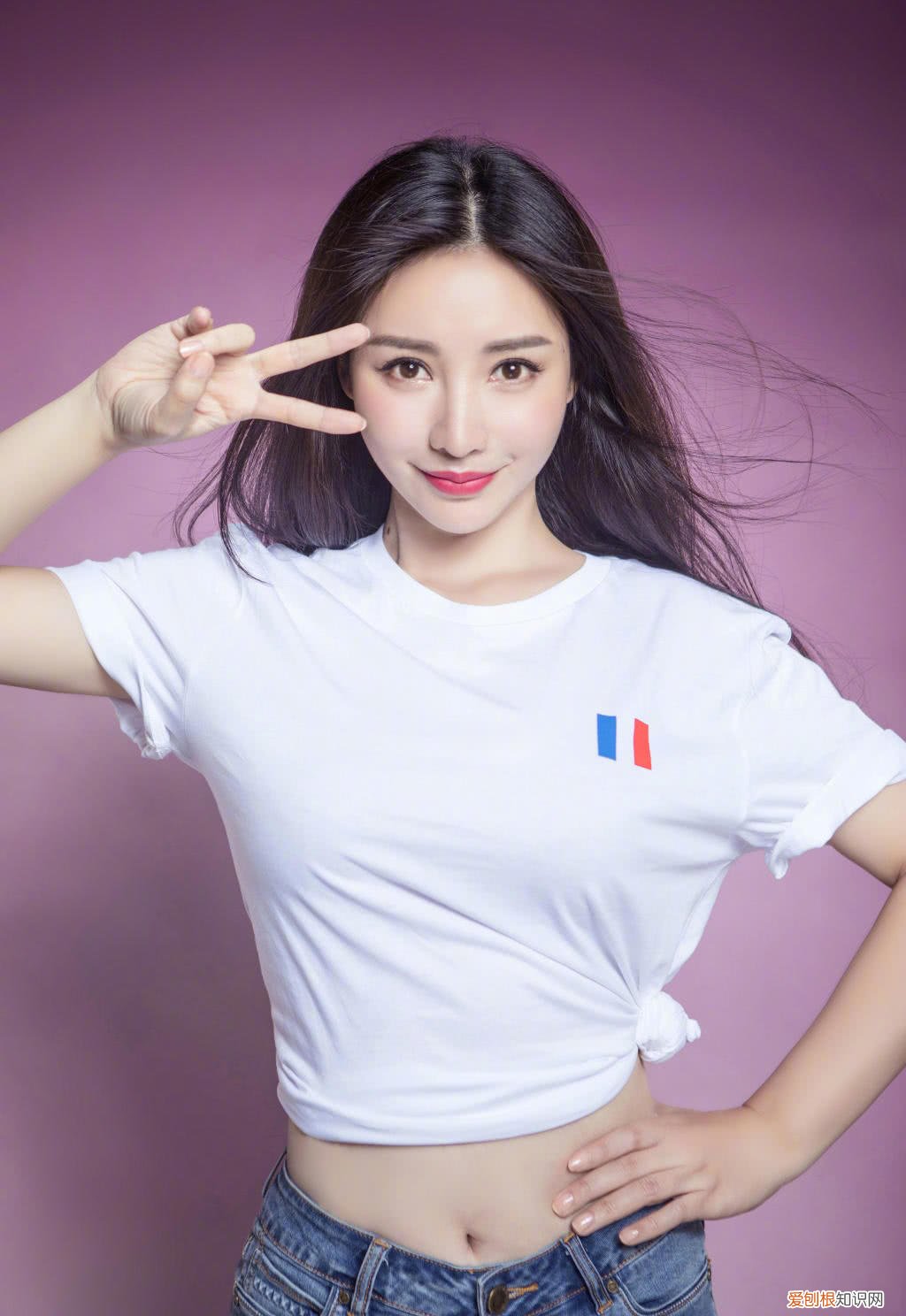 女款t恤什么品牌好看？教你如何搭配适合自己的穿衣风格！