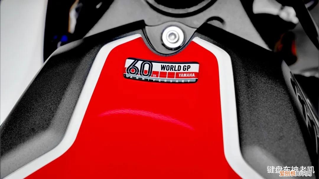 r1摩托車多少錢一輛？全新發(fā)布的這款，有著非常亮眼的黑科技