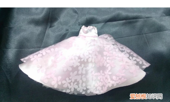 芭比公主衣服怎么做