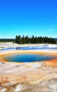 黄石公园在美国的哪个州，美国黄石公园火山爆发是什么时候