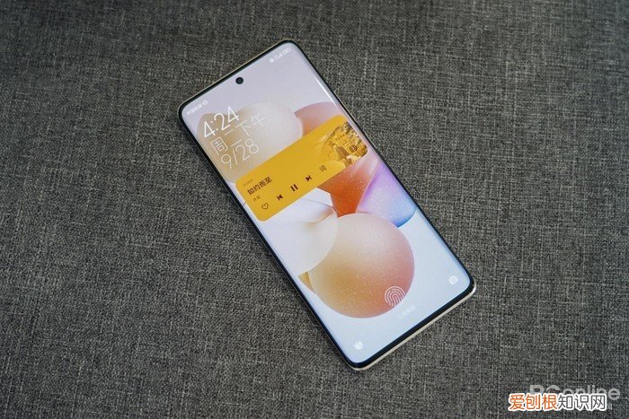 极致的轻薄体验，这三款手机让你时刻轻松“掌握”