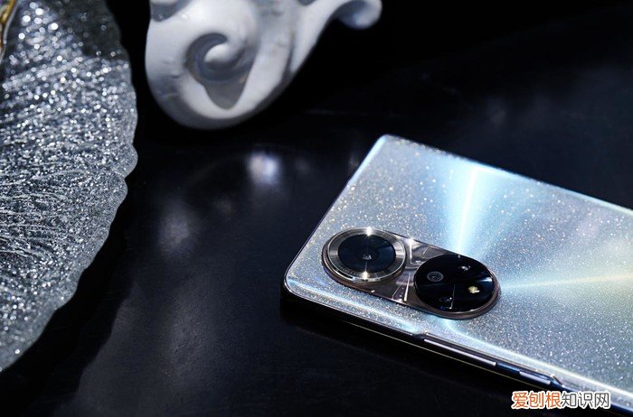 极致的轻薄体验，这三款手机让你时刻轻松“掌握”