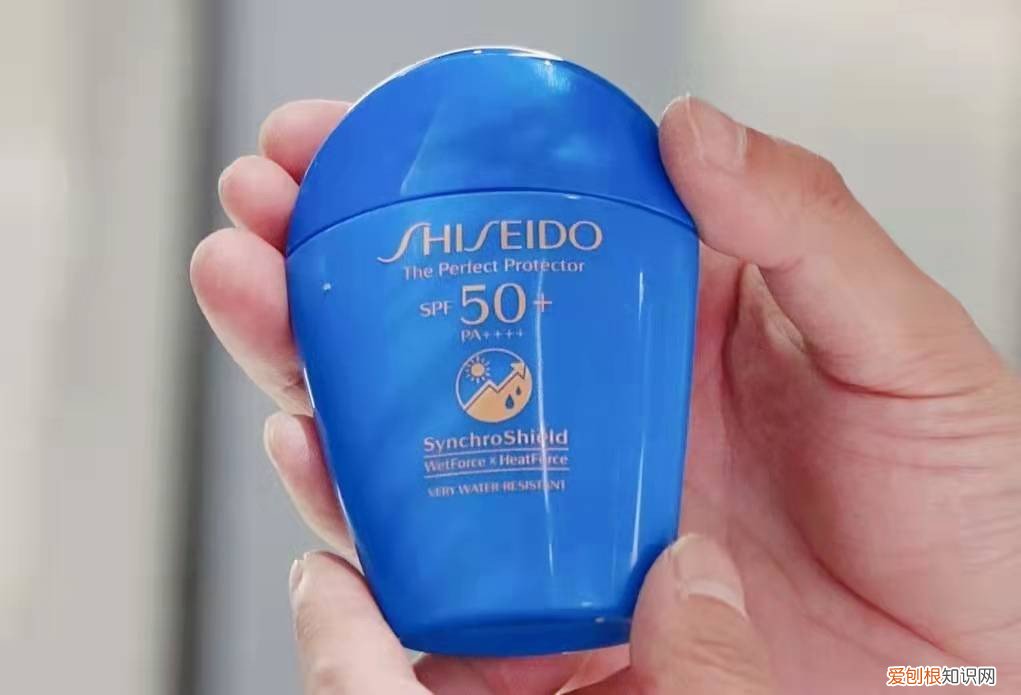 2022年网红爆款防晒霜是这几款，评价高、肤感舒适，值得入手