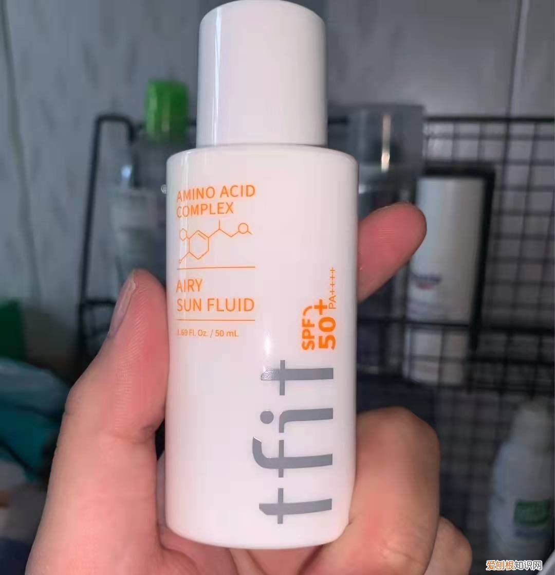 2022年网红爆款防晒霜是这几款，评价高、肤感舒适，值得入手
