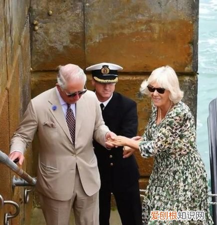 女王为什么喜欢戴安娜，查尔斯为什么那么爱卡米拉