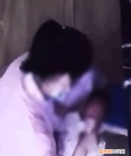 被育婴师虐待婴儿身上做了2个支架,月子中心还靠谱么!