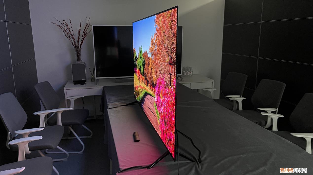 小米电视 6 OLED 评测:年轻人的第一台 OLED 电视