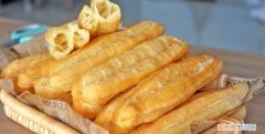 松软油条的做法，油条怎么做又蓬松又脆又好吃