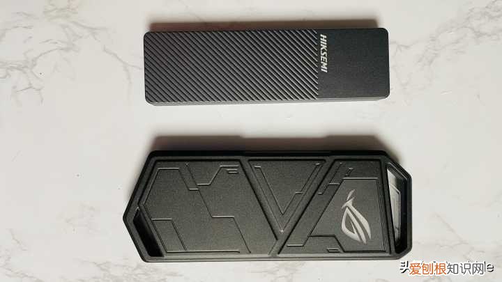 2款主流协议M.2硬盘盒简单测评