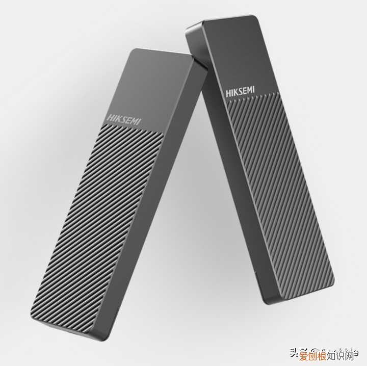 2款主流协议M.2硬盘盒简单测评