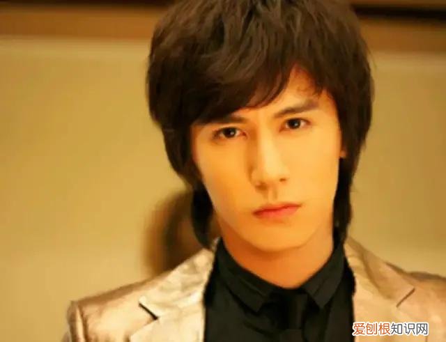 张伦硕的婚史钟丽缇