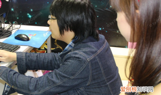 怎么做LOL陪玩，lol陪玩怎么接单