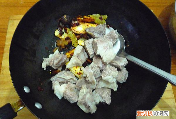 怎么制作好吃的红烧牛肉，红烧牛肉怎么做好吃又嫩