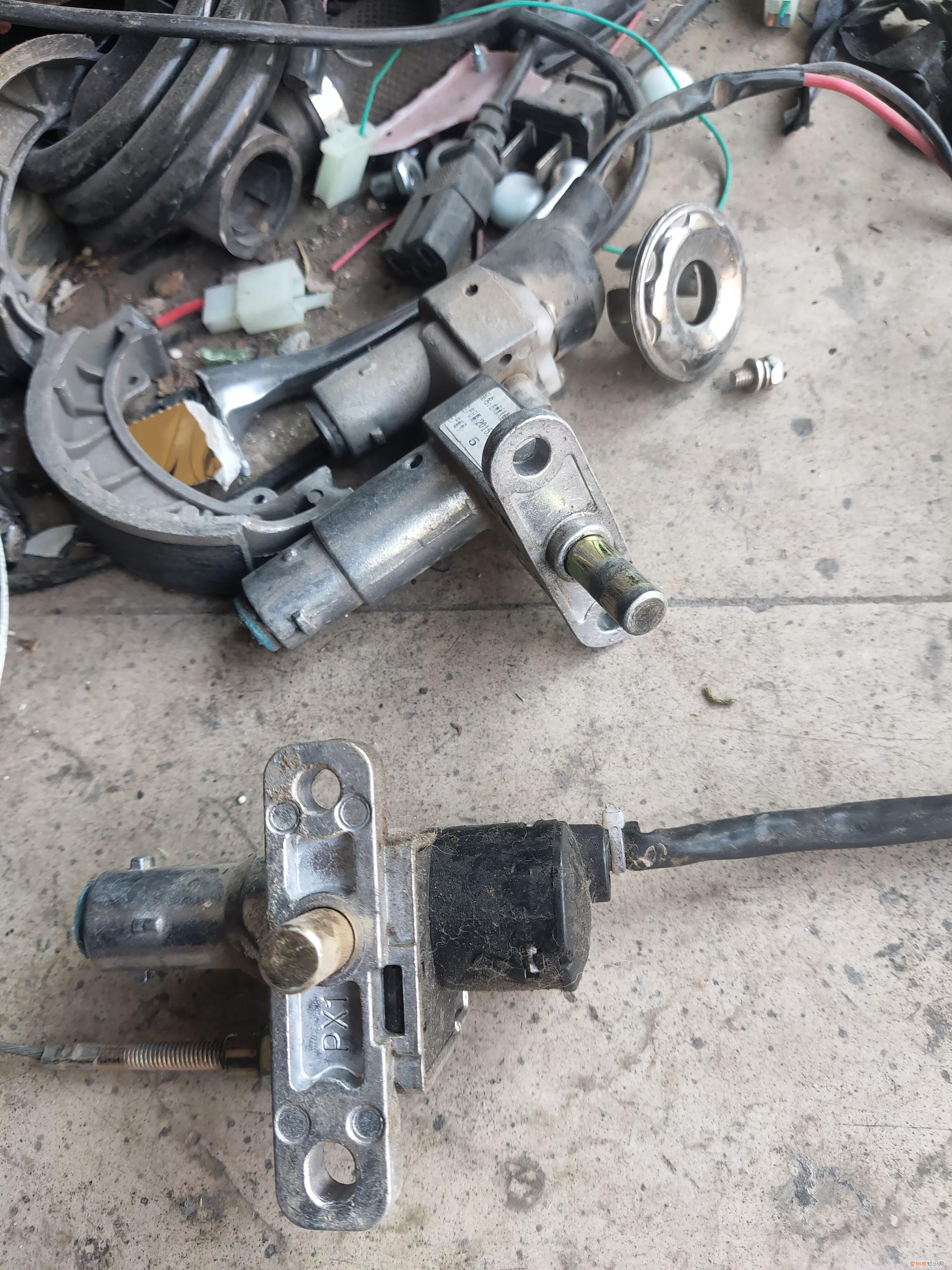 电动车怎么开锁