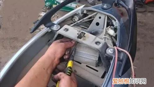 电动车怎么开锁