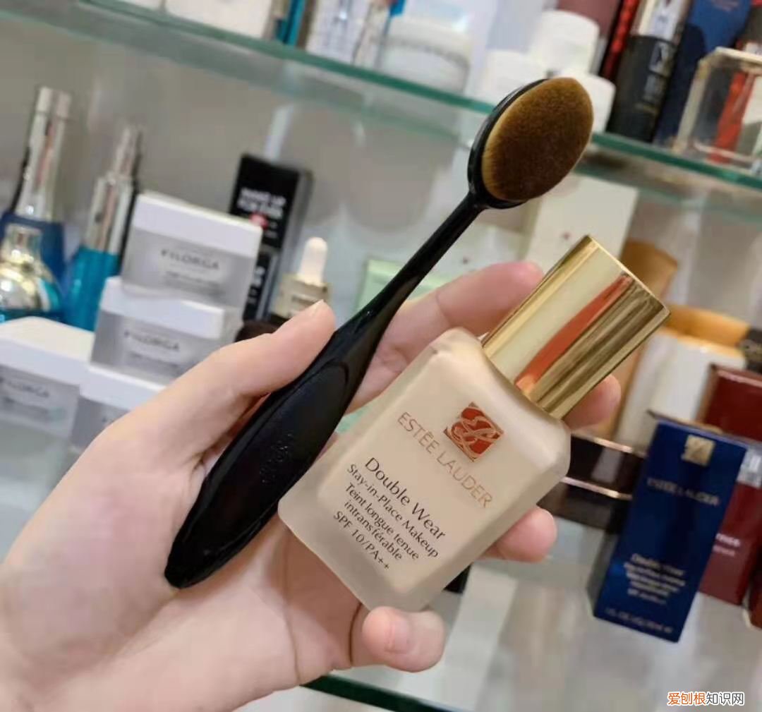 兰蔻粉底液和雅诗兰黛dw粉底液哪个好用