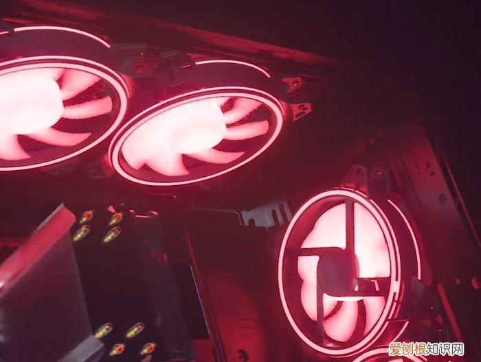 适合玩游戏的台式机推荐