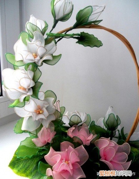 丝网花胸花制作图片