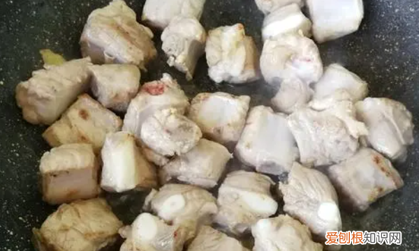 懒人版糖醋排骨做法，怎样做糖醋排骨好吃又简单视频