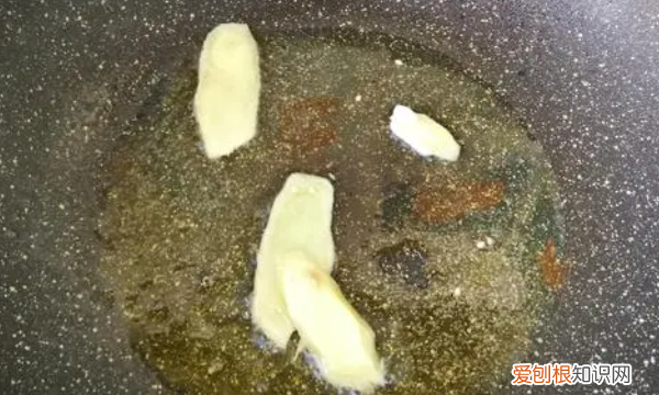 懒人版糖醋排骨做法，怎样做糖醋排骨好吃又简单视频