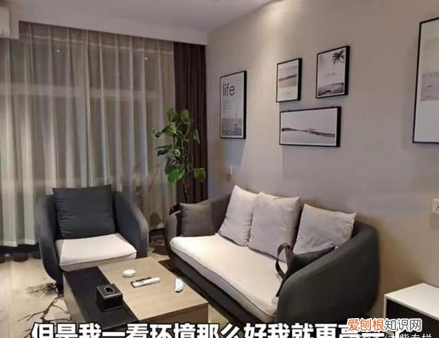 女子返乡回家被隔离到8888豪华套房,高兴坏了一直笑