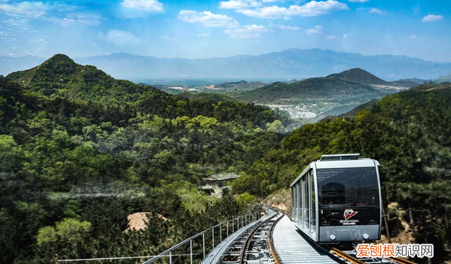 中国万里长城的位置在哪里?