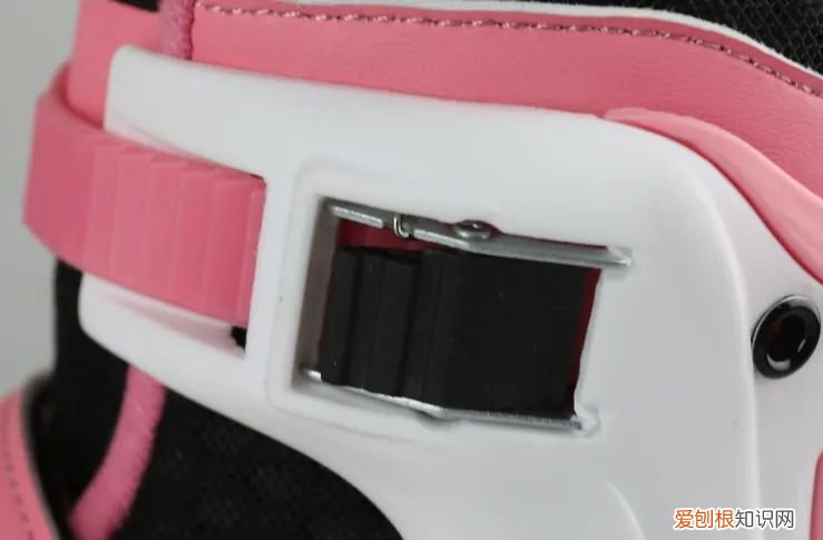 什么牌子的溜冰鞋好