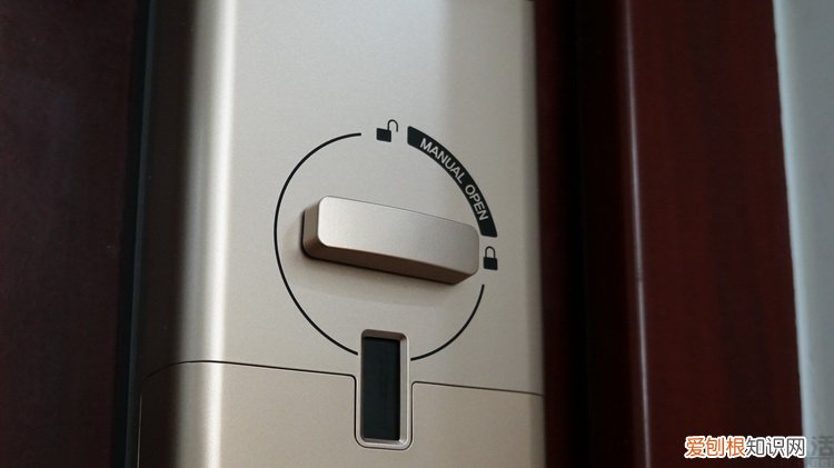 三星719指纹锁如何设置