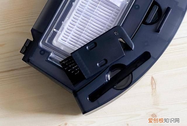 由利扫地机器人怎么清理垃圾,扫地机器人定时清扫功能有用么