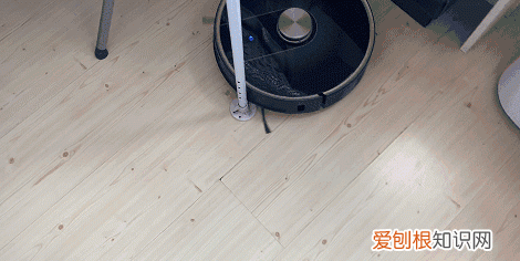 由利扫地机器人怎么清理垃圾,扫地机器人定时清扫功能有用么