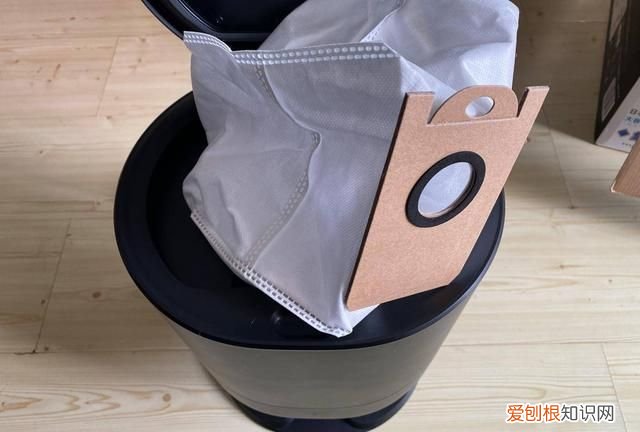 由利扫地机器人怎么清理垃圾,扫地机器人定时清扫功能有用么