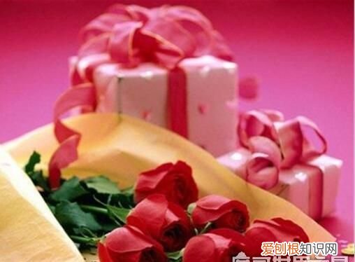 一年有多少个情人节,谁知道一年的十二个人情人节是怎么来的