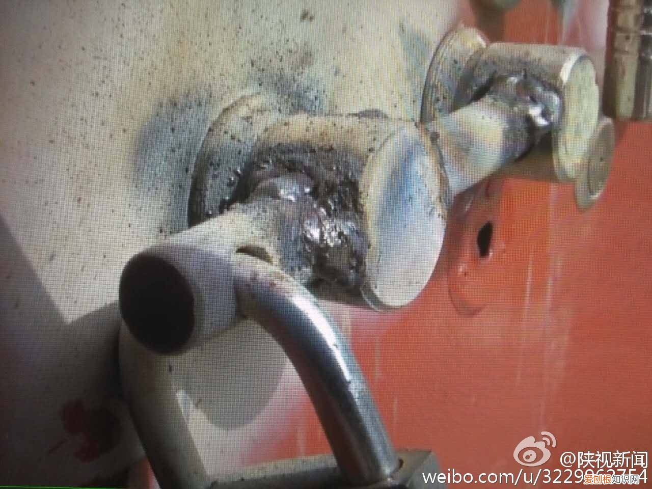 村支書焊死西安返鄉(xiāng)村民大門被處分，這事您怎么看?