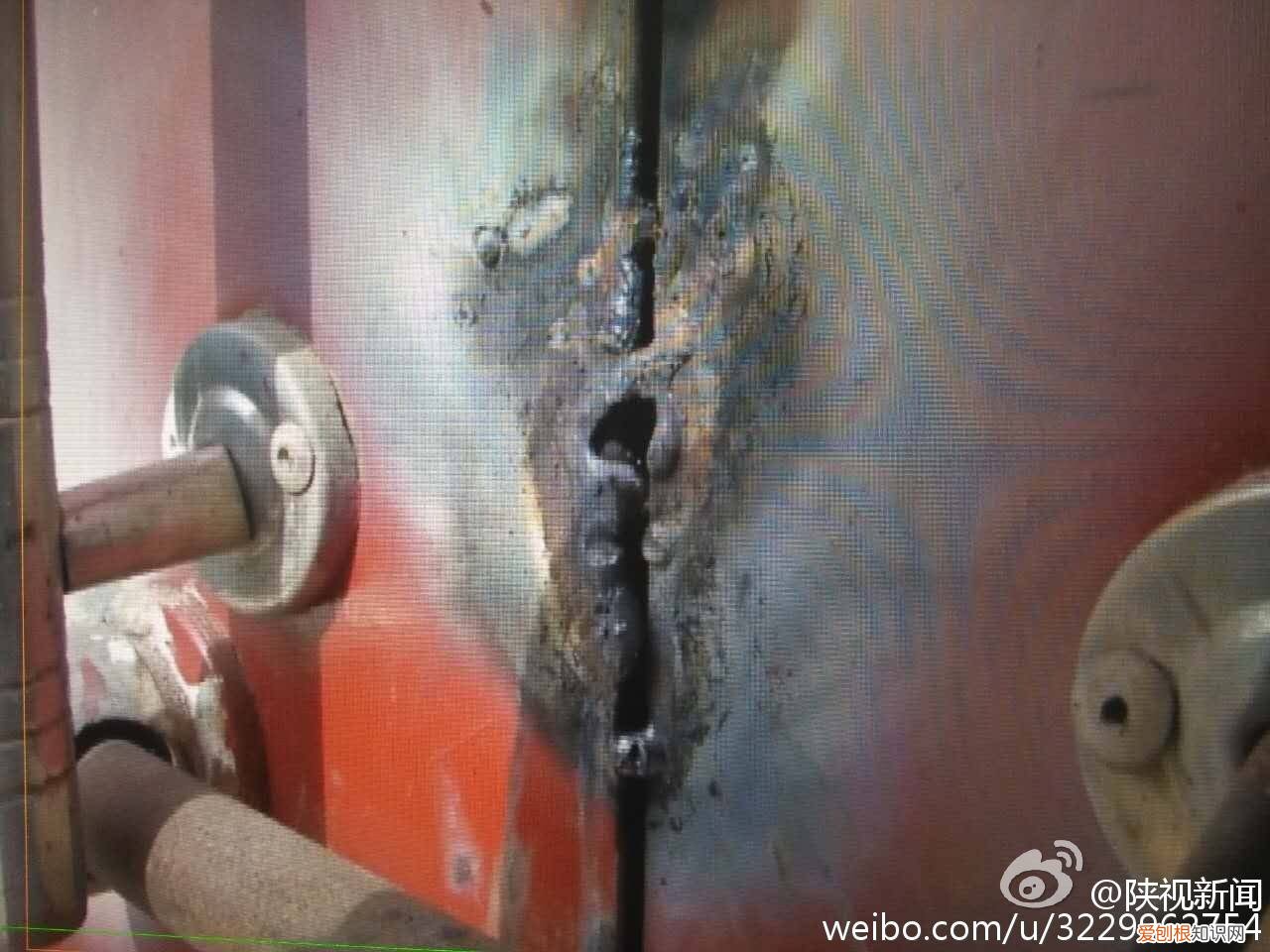 村支書焊死西安返鄉(xiāng)村民大門被處分，這事您怎么看?