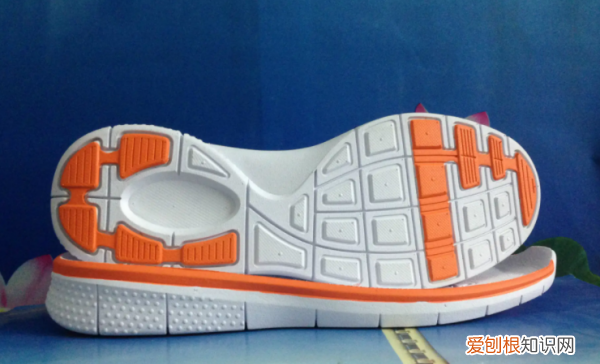 md是什么材質(zhì)，md鞋底是什么材質(zhì)