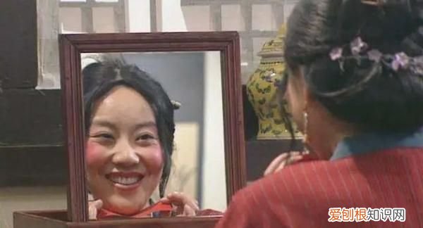 黑眼圈門診開診1年一號(hào)難求