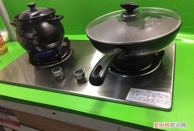 燃?xì)庠钭筮厸]有火右邊火小 燃?xì)庠钚』痤^是不是都在左側(cè)