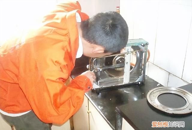 燃?xì)庠钭筮厸]有火右邊火小 燃?xì)庠钚』痤^是不是都在左側(cè)