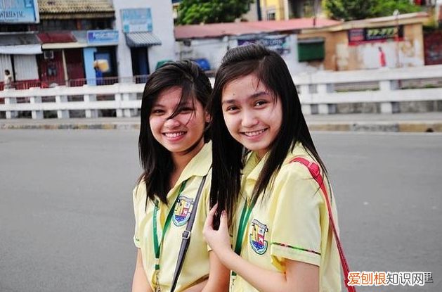 菲律賓有多少人口，普通人一月工資多少錢