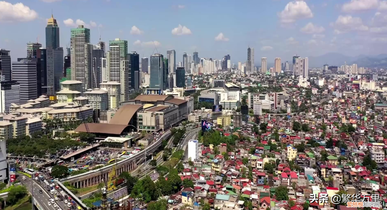 菲律賓有多少人口，普通人一月工資多少錢