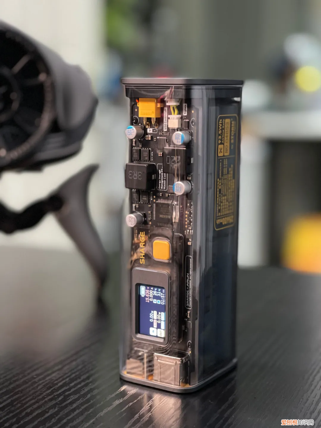 闪极超级移动电源揭秘评测