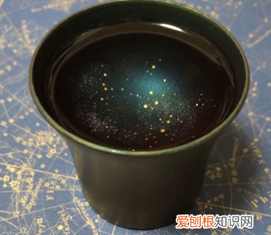 日本网红酒杯装酒后能看到星空