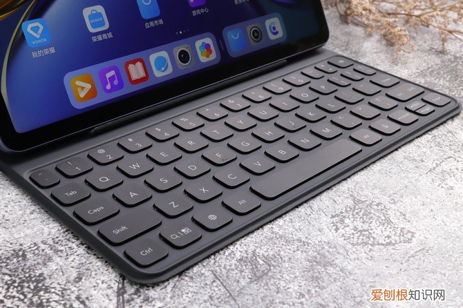 荣耀平板v7和v7pro区别对比哪个好